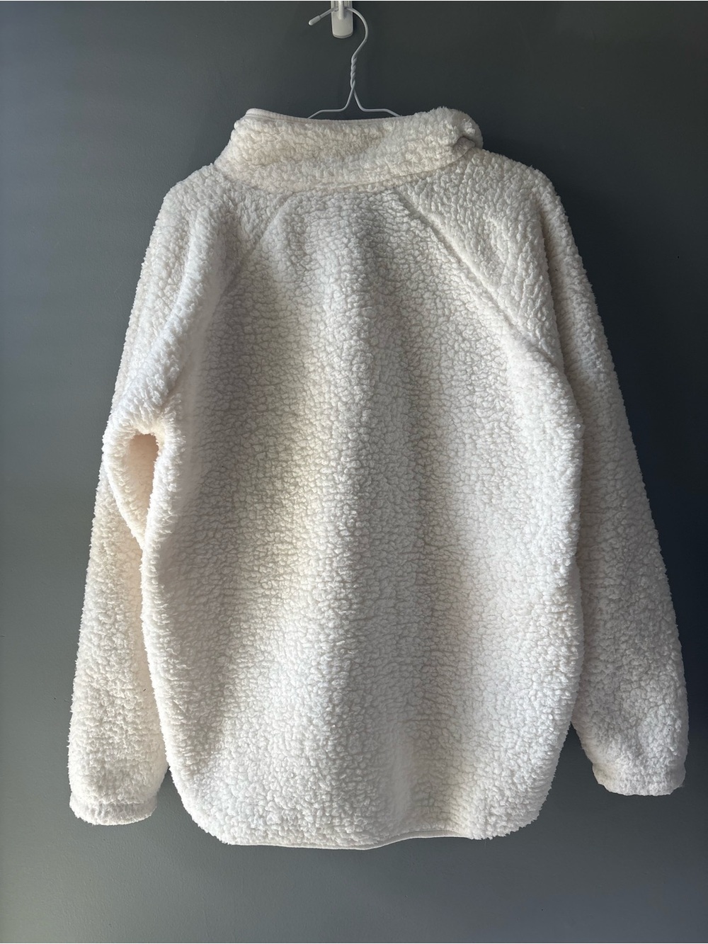 La Vie en Rose Cream Sherpa Fleece Pullover Sweater Size Large - Picture 4 of 5